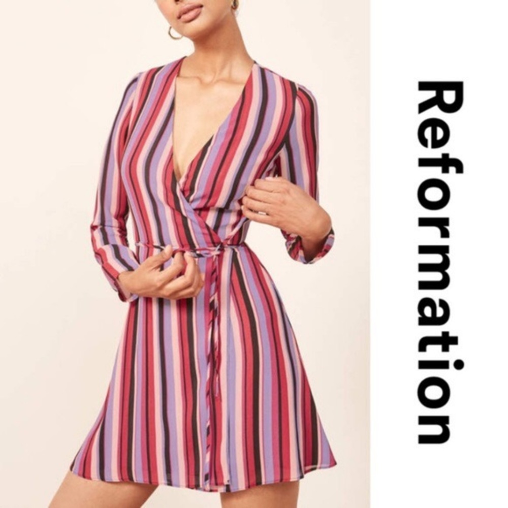 🌟nwot Reformation Luisa striped wrap dress